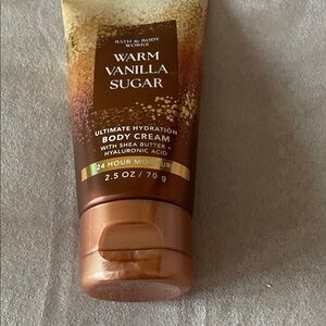 Bath & Body Works Warm Vanilla Sugar Body Cream - Brown and Gold